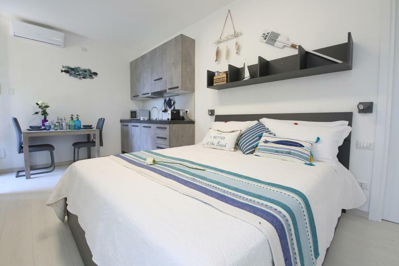 Apartment A Lago Private Beach And Parking Oliveto Lario Exterior foto