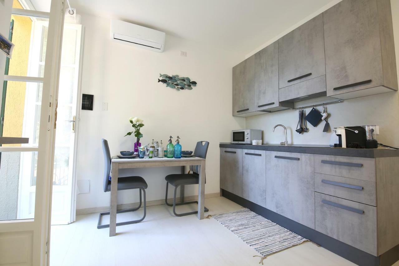 Apartment A Lago Private Beach And Parking Oliveto Lario Exterior foto